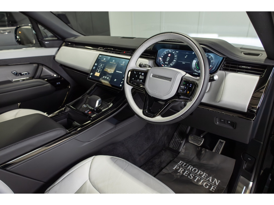 2026 Land Rover Range Rover Sport - image 8