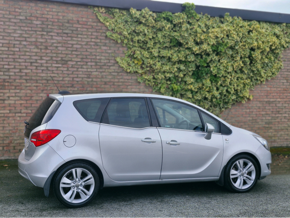 2017 Opel Meriva - image 17