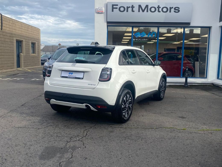 2026 Fiat 600 HYBRID 1.2 €28,995