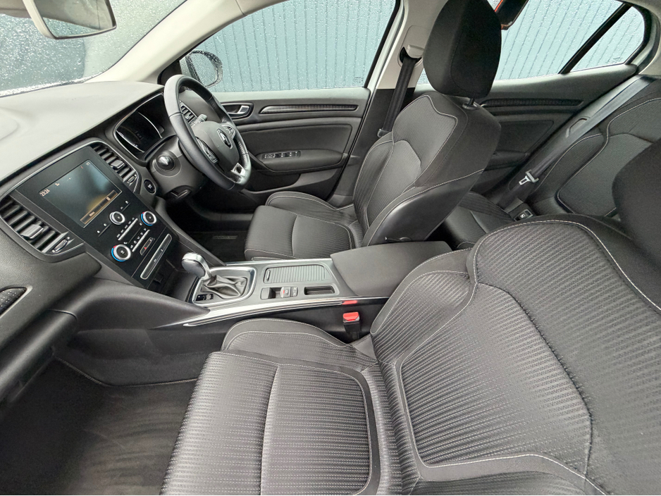 2018 Renault Megane - image 44