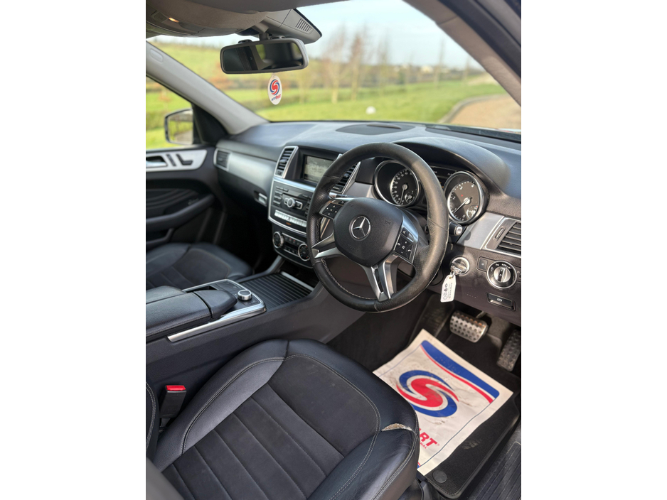 2014 Mercedes-Benz M Class - image 12