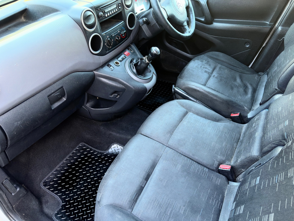 2011 Citroen Berlingo 625 LX HDI 75 €2,150