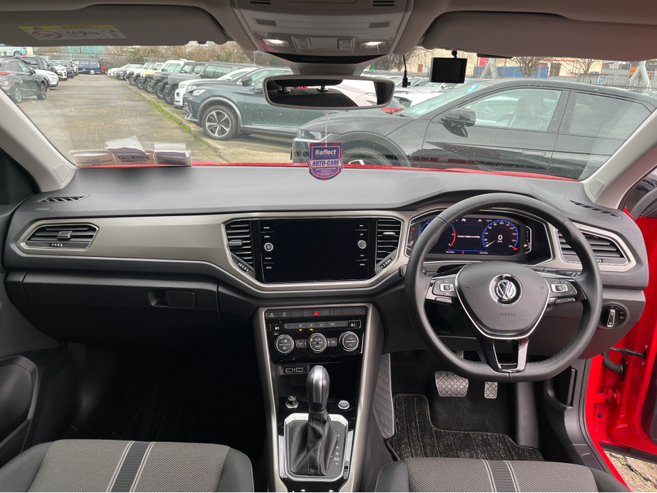 2021 Volkswagen T-Roc STYLE AUTOMATIC 2.0 DIESEL //LOW MILES//REVERSE CAMERA//KEYLESS ENTRY//ADAPTIVE CRUISE CONTROL// €25,950