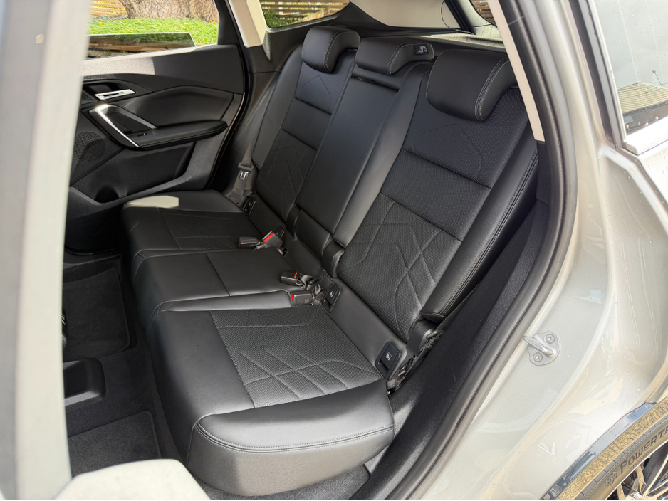 2023 BMW iX1 - image 26