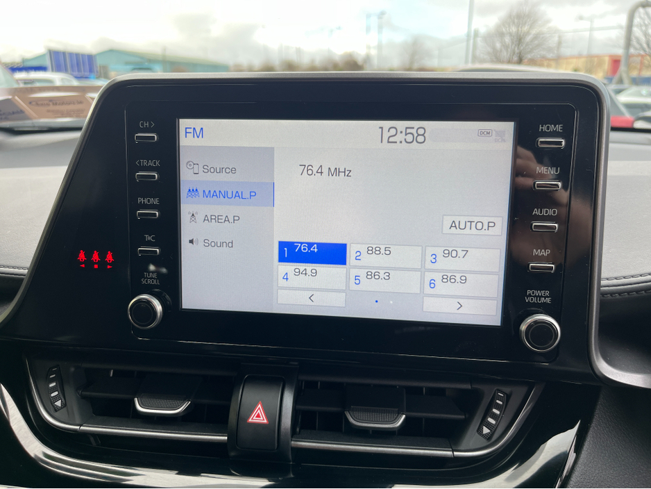 2022 Toyota C-HR GR SPORT AUTOMATIC HYBRID 1.8 PETROL //HALF LEATHER HEATED SEATS//ADAPTIVE CRUISE CONTROL//KEYLESS ENTRY//REVERSE CAMERA// €29,950