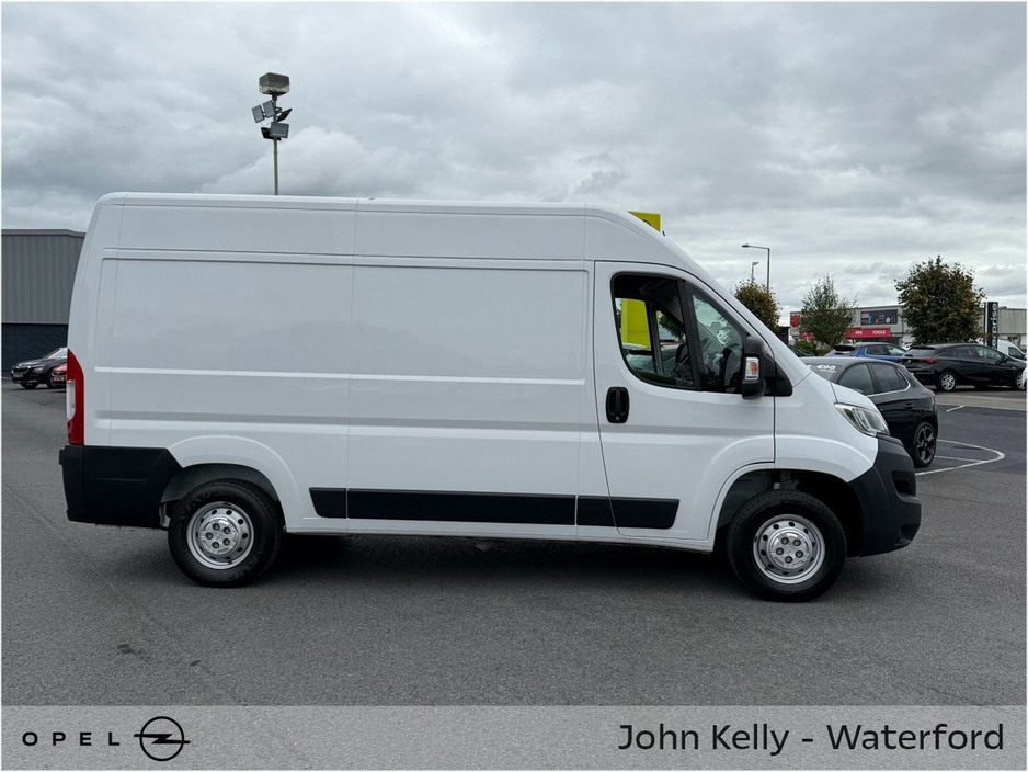 2022 Renault Master L2 H2 €16,995