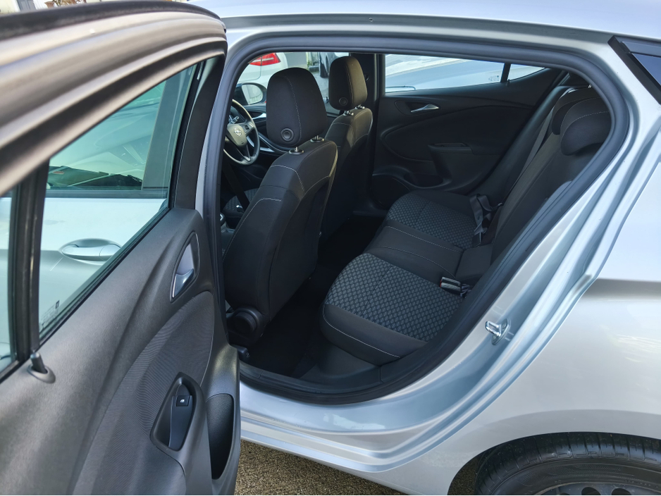 2021 Opel Astra 2021 Opel Astra AA Approved 1 Year Warranty €13,950