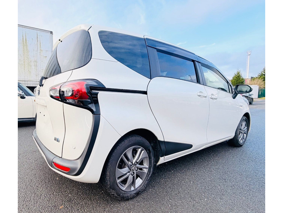 2019 Toyota Sienta  €15,950