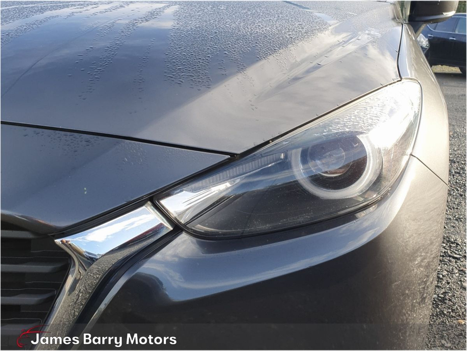 2017 Mazda Mazda3 1.5D 4DR (105ps) EXECUTIVE SE €10,950