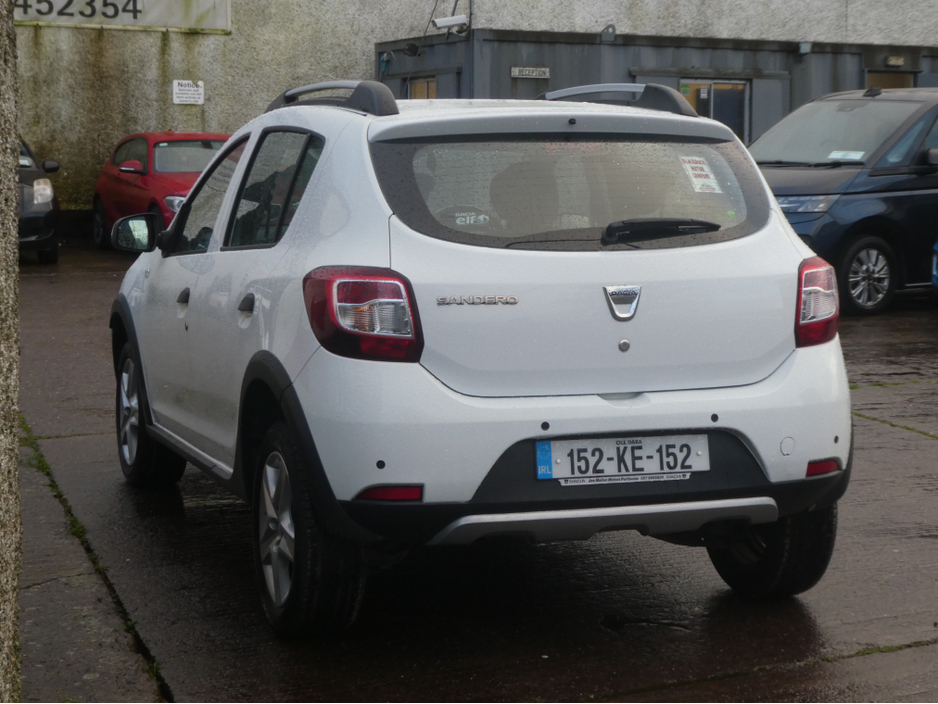 2015 Dacia Sandero STEPWAY SIGNATURE 1.5 DCI 90 4 €6,450