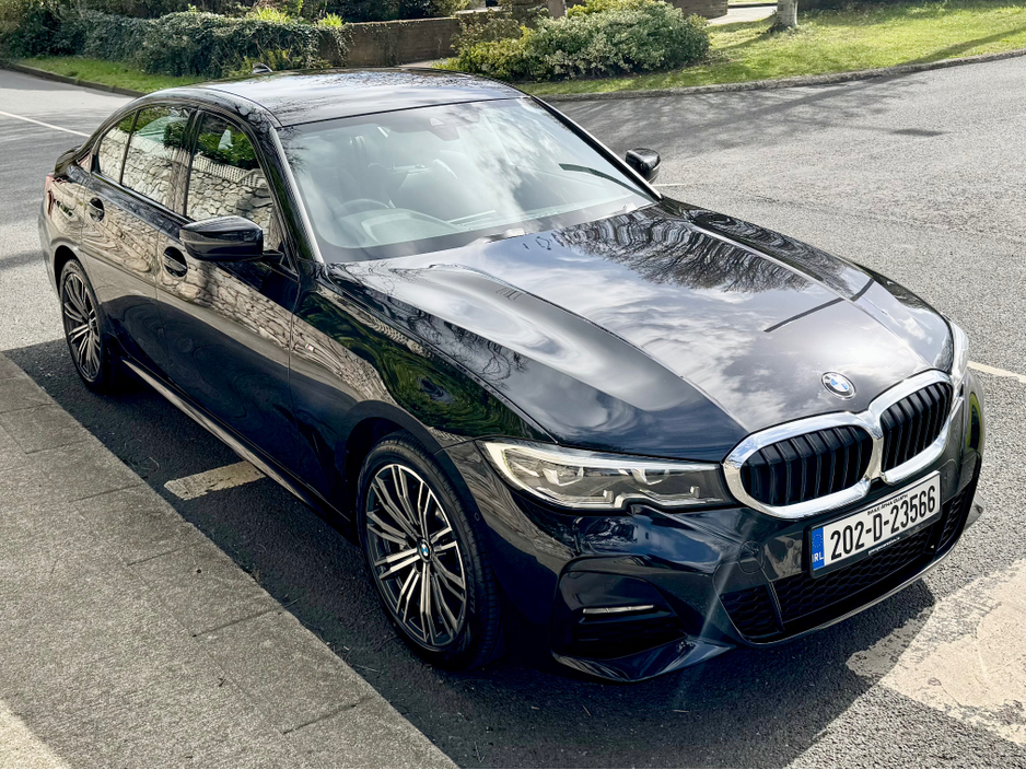 2020 BMW 3 Series - image 13