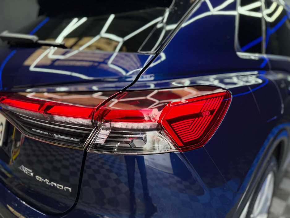 2024 Audi e-tron - image 11