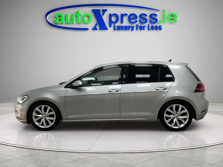 2017 Volkswagen Golf - image 13