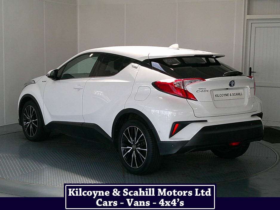 2017 Toyota C-HR - image 5