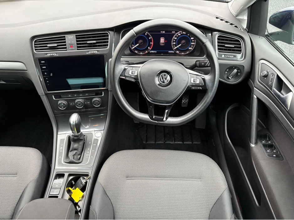 2018 Volkswagen Golf COMFORTLINE 1.2 AUTOMATIC * REAR VIEW CAMERA, AUTO LIGHTS, ADAPTIVE CRUISE CONTROL, POWERED FOLDING HEATED MIRRORS, LUMBAR SUPPORT, 2 KEYS, TOUCH SCREEN RADIO, MULTIFUNCTION STEERING WHEEL* €18,950