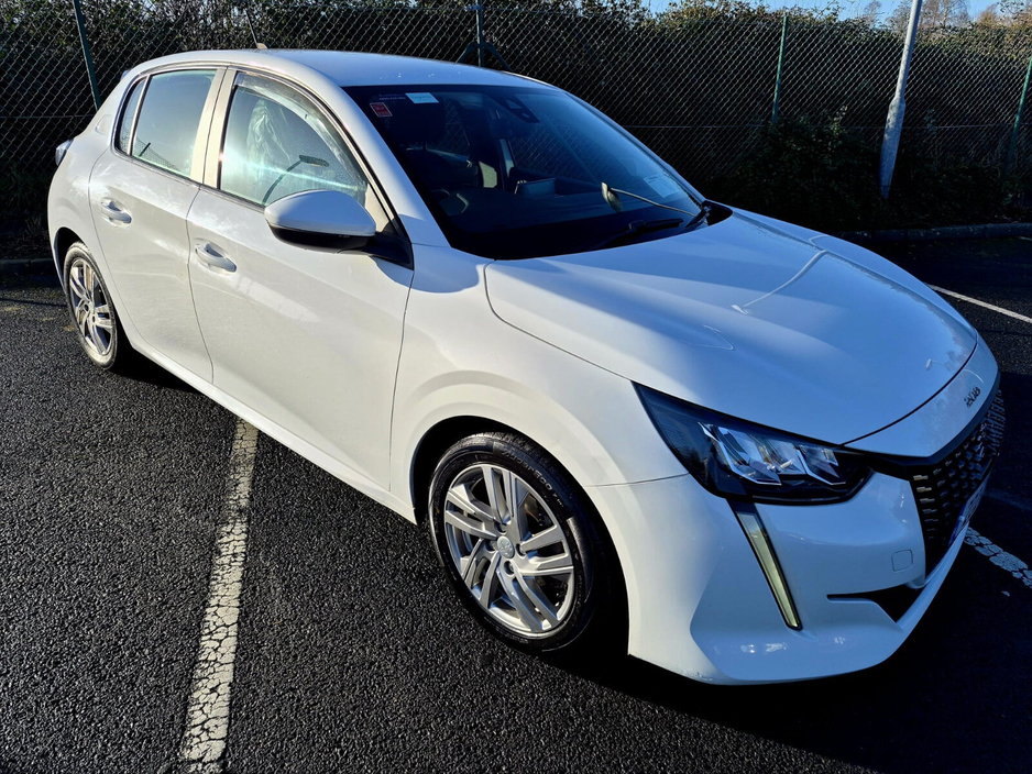 2020 Peugeot 208 1.2 Puretech 75 bhp Active €9,950