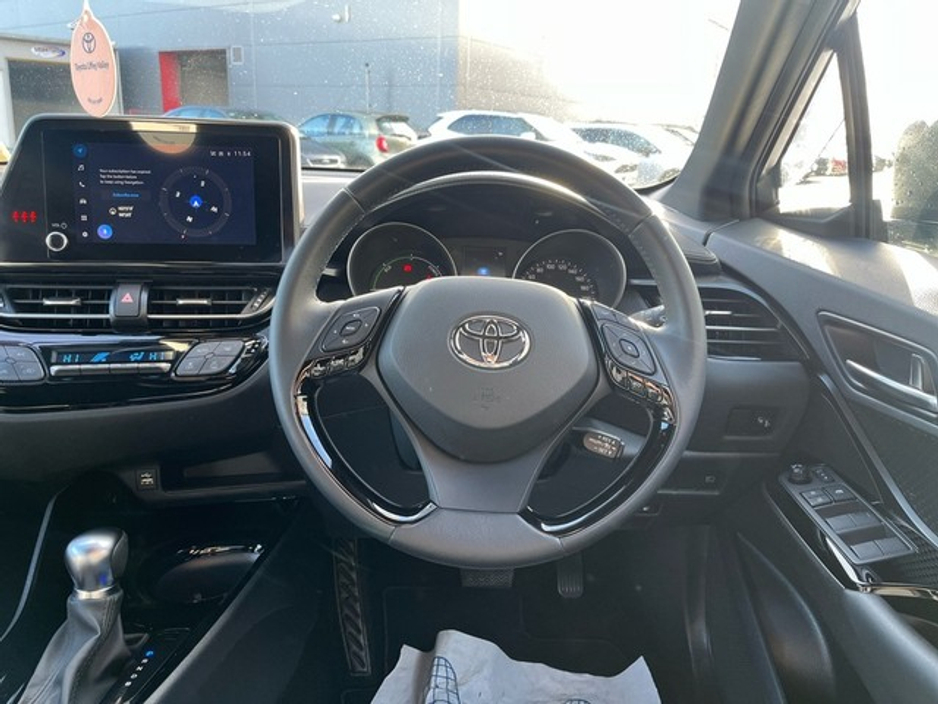 2023 Toyota C-HR HYBRID SPORT 4DR AUTO €28,950