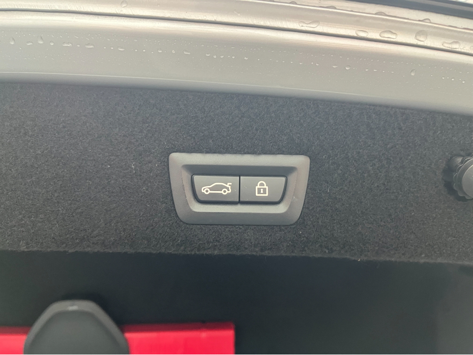 2018 BMW 7 Series €28950 2018 BMW 740E IPERFORMANCE M-SPORT 2.0 AUTOMATIC / CRUISE CONTROL 360° CAMERA / ELECTRIC MEMORY HEATED & MASSAGING SEATS / AMBIENT LIGHTS / PADDLE SHIFTERS / PANORAMIC SUNROOF €28,950