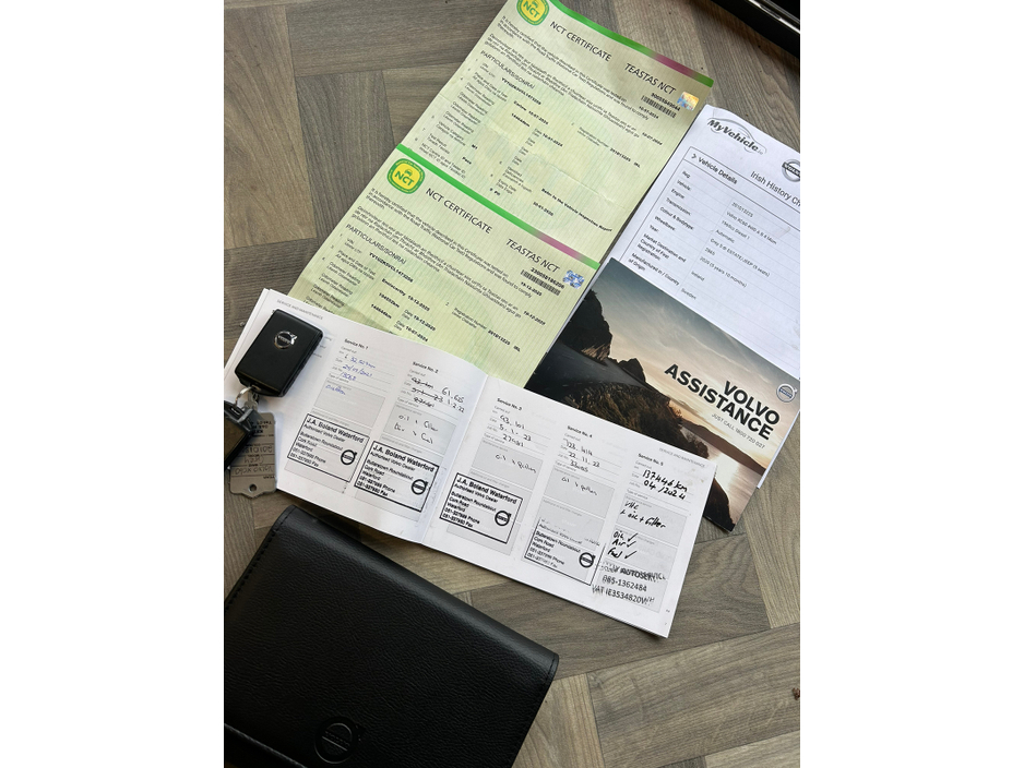 2020 Volvo XC60  €28,850