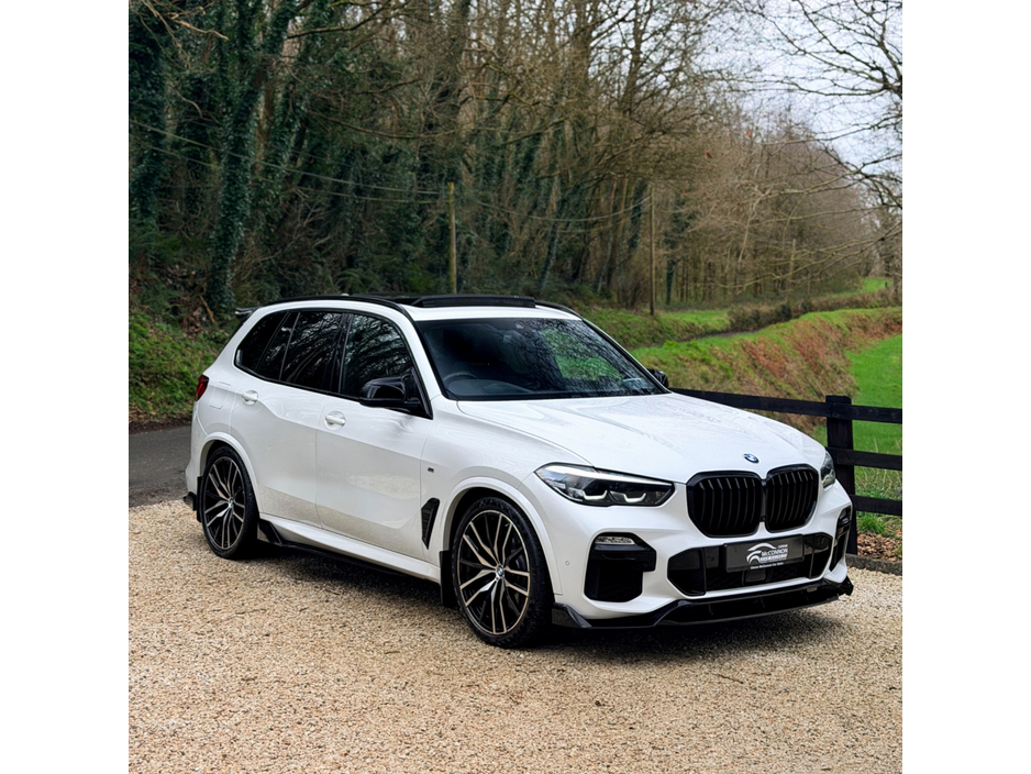 2021 BMW X5 - image 7