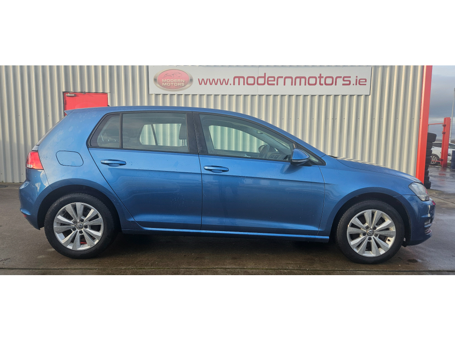 2015 Volkswagen Golf automatic 1.2 comfortline dsg low kms €10,950