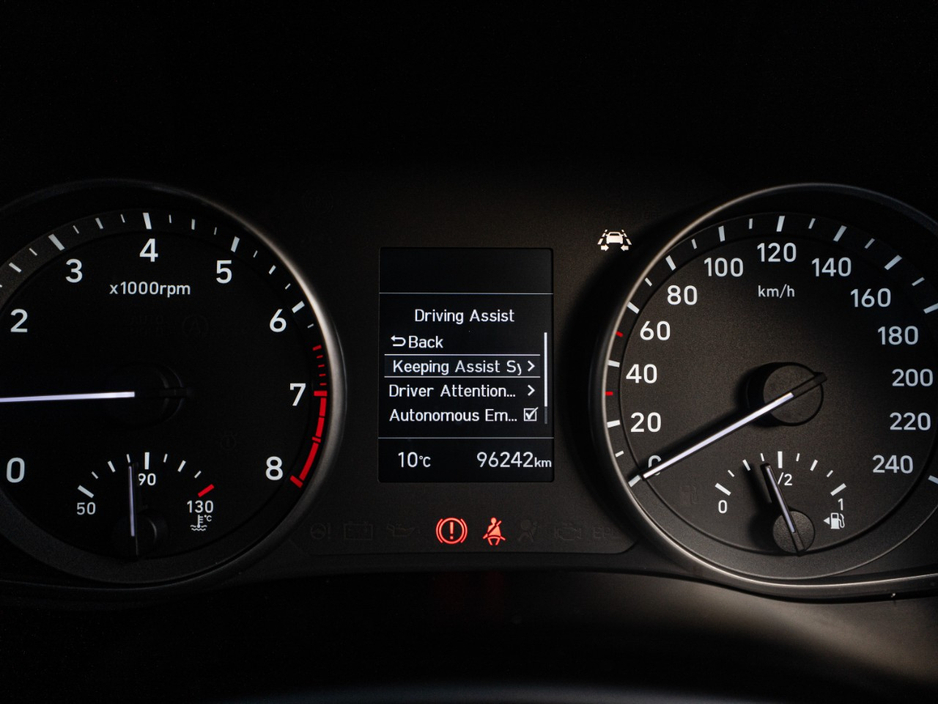 2018 Hyundai i30 - image 23