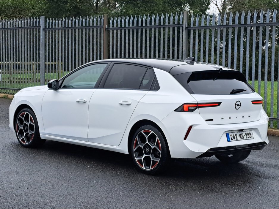 2024 Opel Astra - image 7