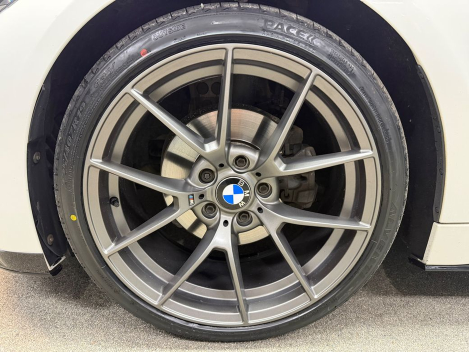 2019 BMW 4 Series - image 11