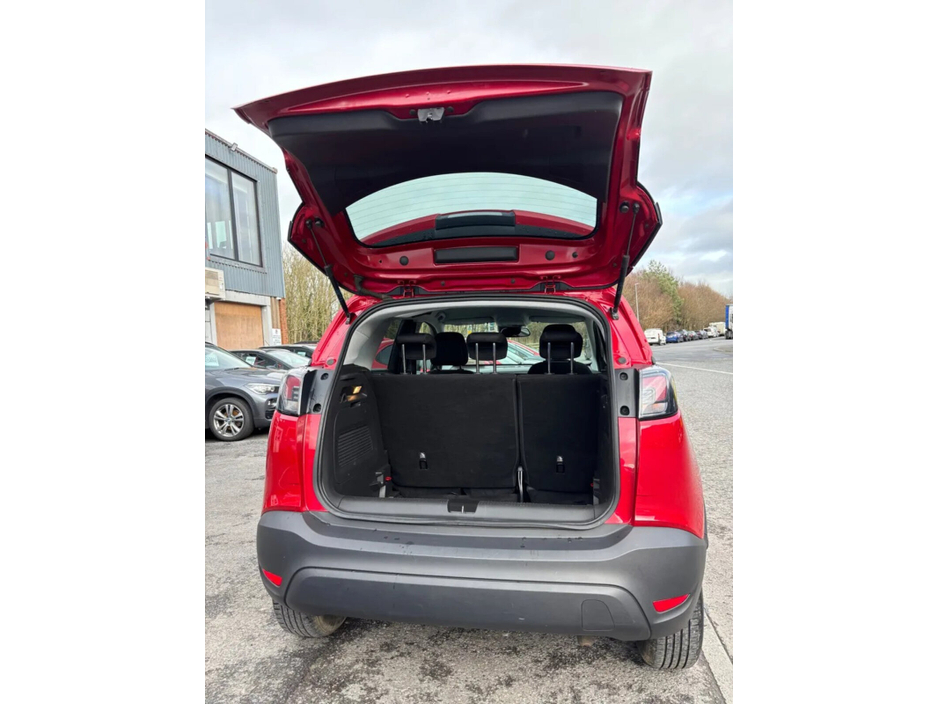 2023 Opel Crossland - image 24