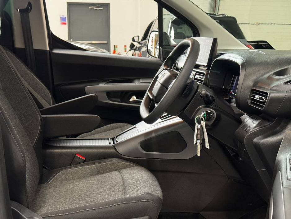 2026 Opel Combo - image 11