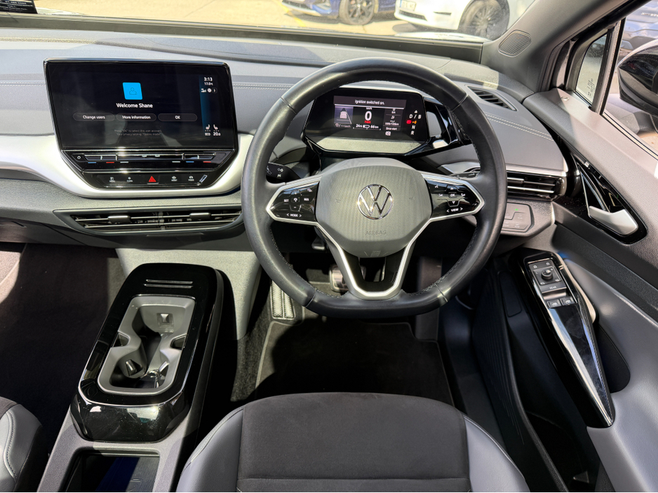 2023 Volkswagen ID.4 - image 10