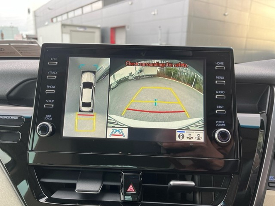 2024 Toyota Camry PLATINUM EDITION 4 €46,950