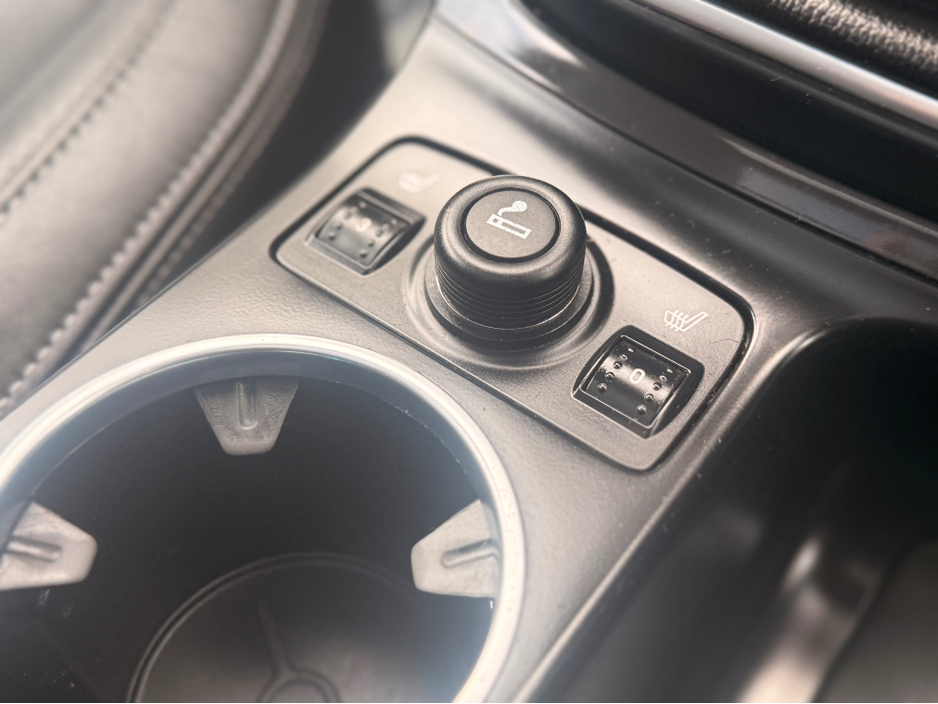 2016 Ford Kuga COMMERCIAL TITANIUM 4SEATS FWD 2.0 15 150PS 4 €10,750