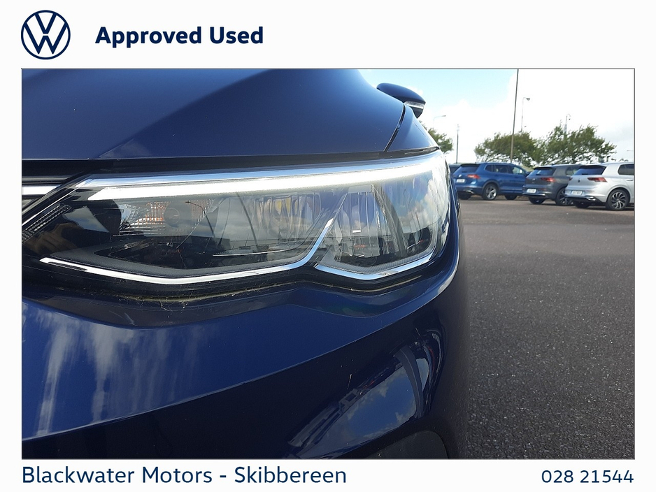 2023 Volkswagen Golf - image 20