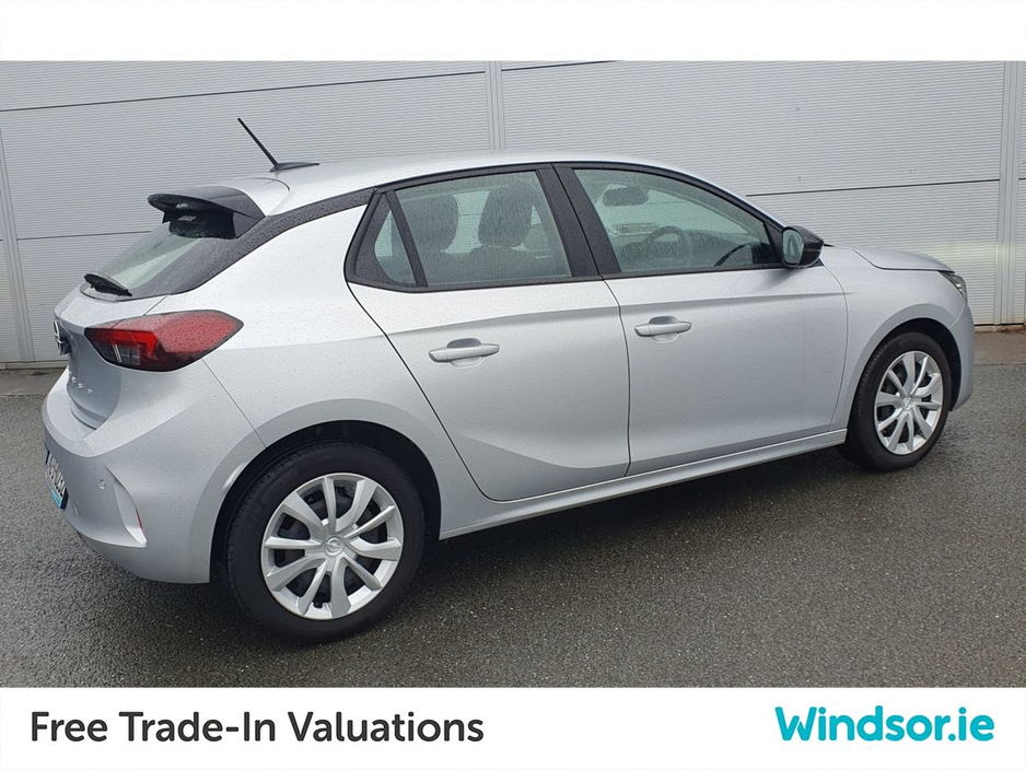 2024 Opel Corsa SC 1.2i (75PS) S/S 5 Speed €20,995