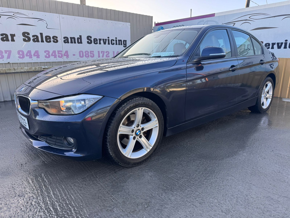 2015 BMW 3 Series - image 3