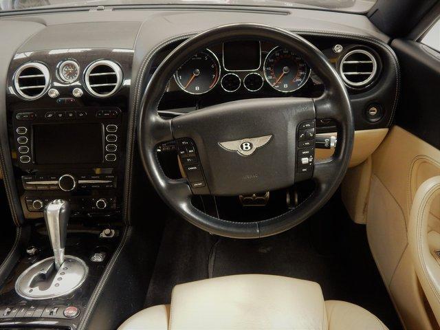 2006 Bentley Continental GT  // 552BHP // STUNNING CAR FINISHED IN BLACK METALLIC WITH BEIGE NAPPA LEATHER // FULL SERVICE HISTORY €32,500