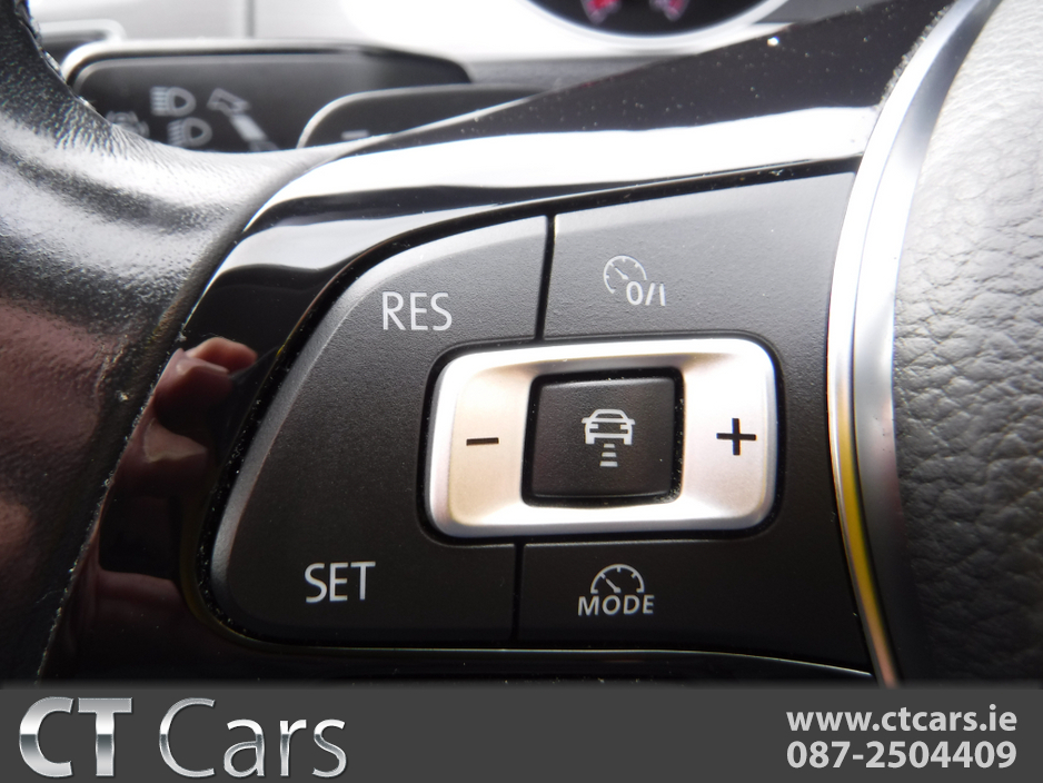 2016 Volkswagen Golf - image 20