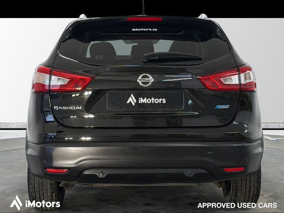 2017 Nissan Qashqai 1.2 SV Premium 17 4DR €11,900