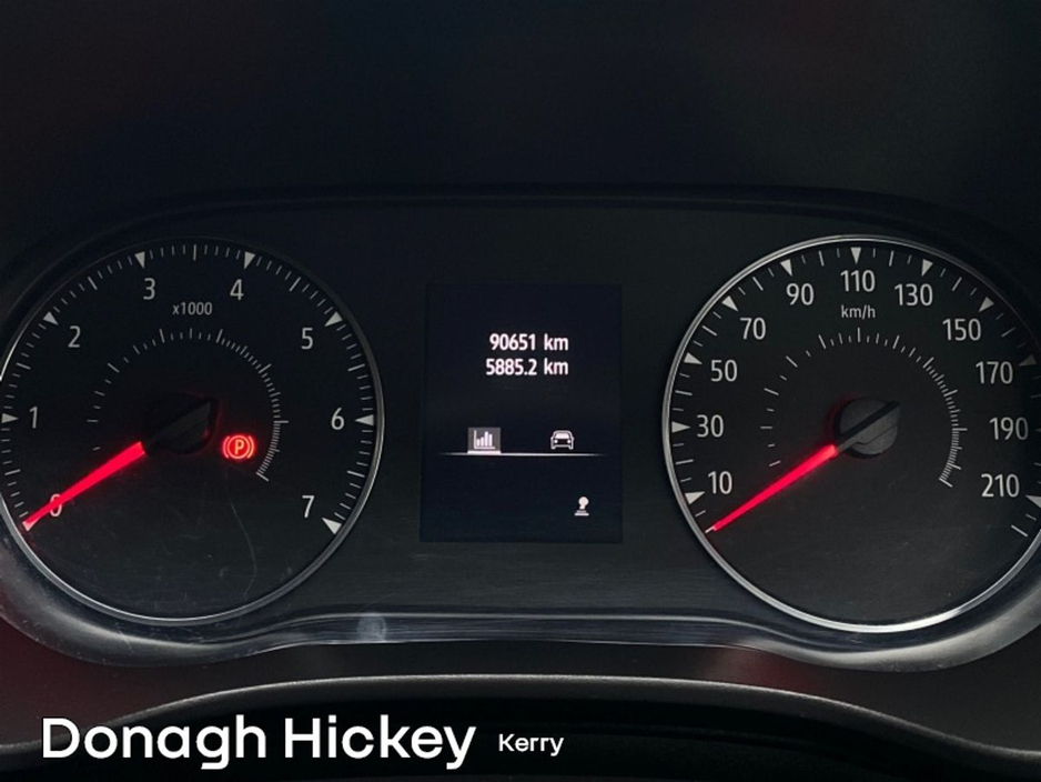 2022 Dacia Sandero Stepway - image 12