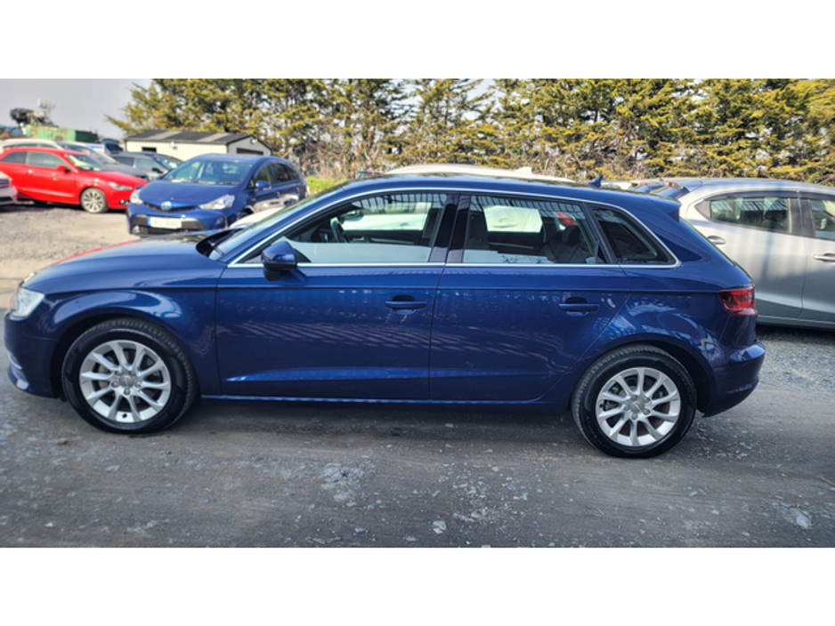 2015 Audi A3 - image 4