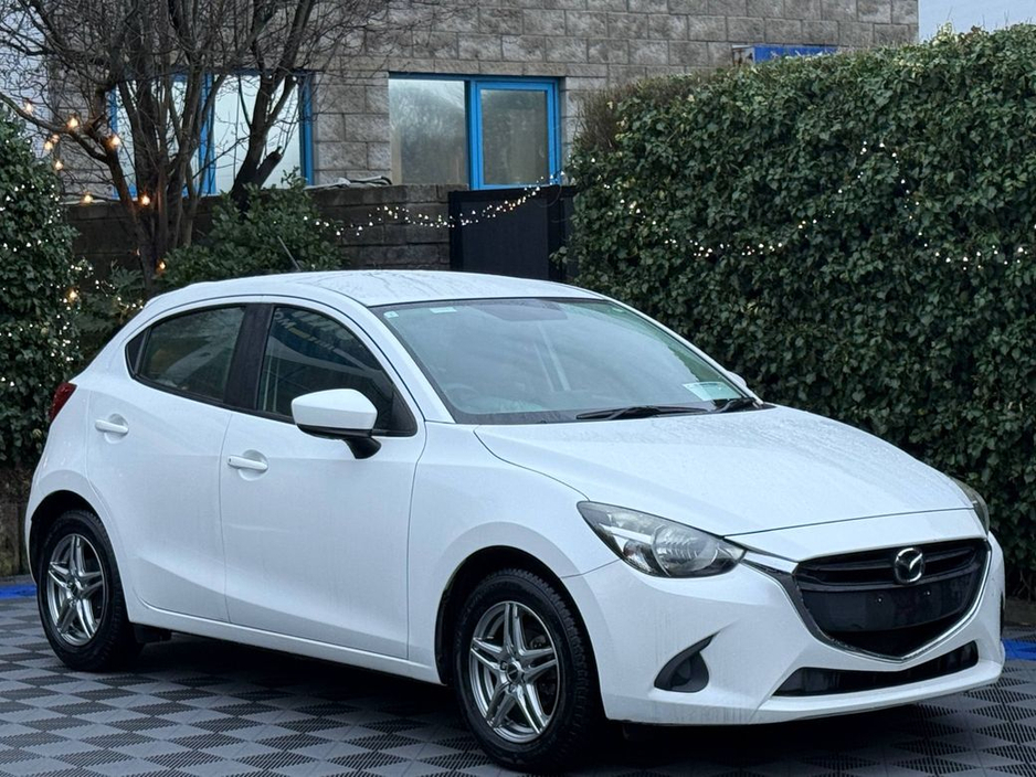 2017 Mazda Demio 1.3 SKYACTIV // SERVICE HISTORY // AIR CONDITIONING // 15" ALLOYS €11,900