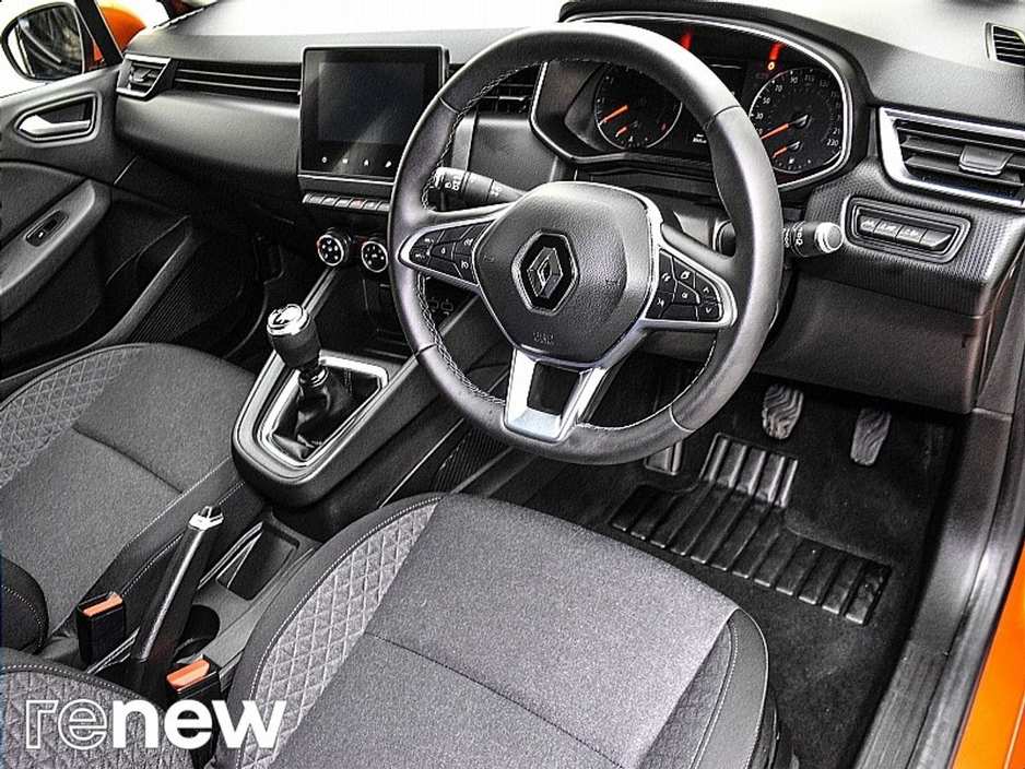 2020 Renault Clio Dynamique TCe 100 MY19 €14,890