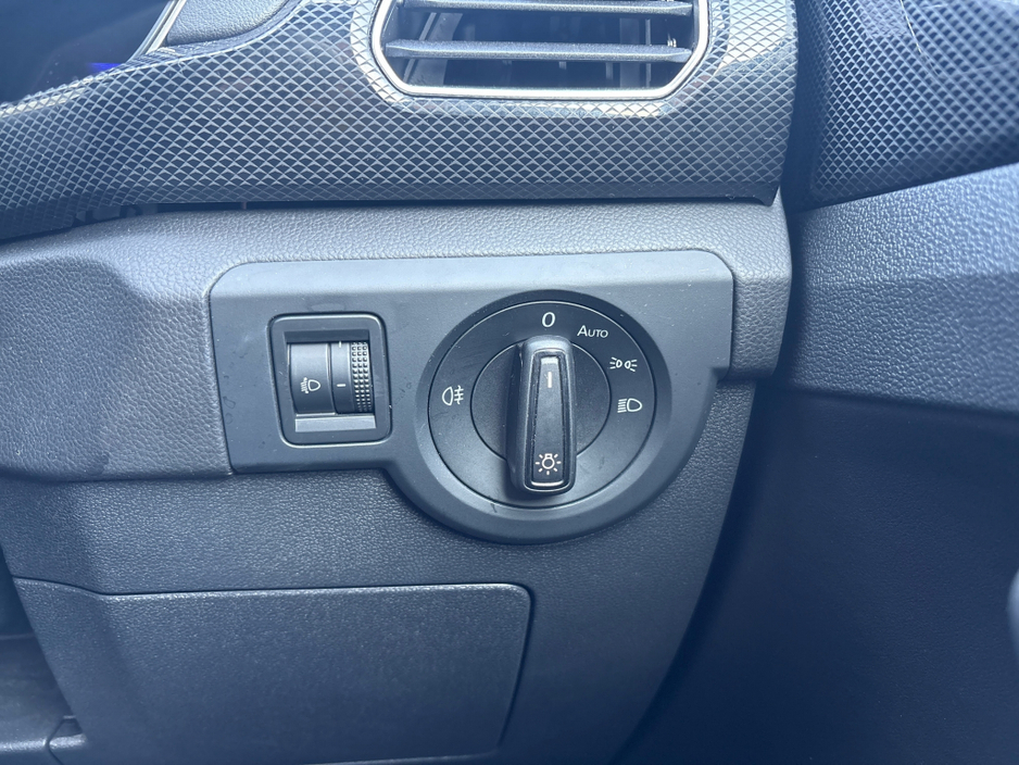 2025 Volkswagen T-Cross - image 16