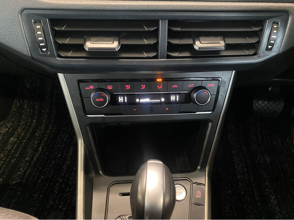 2020 Volkswagen Polo - image 16