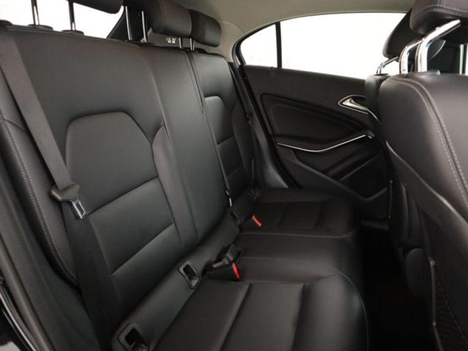 2016 Mercedes-Benz A Class - image 13