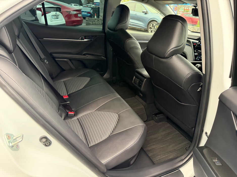 2023 Toyota Camry - image 24