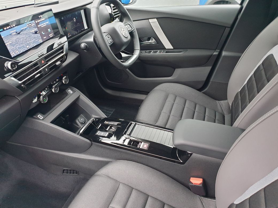 2026 Citroen C4 - image 26