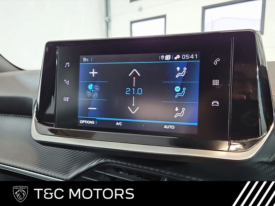 2023 Peugeot 2008 Automatic - Heated Seats - Reversing Camera & Sensors, 18" Diamond Cut Alloy Wheels, Cruise Control, Apple Car Play/Android Auto €27,995