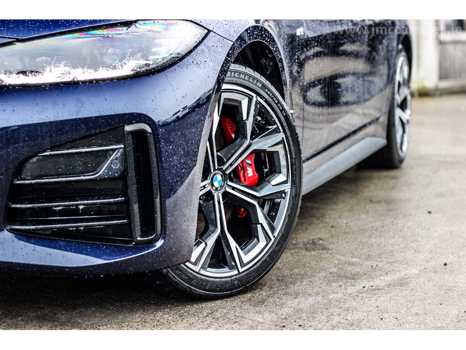 2023 BMW 4 Series - image 2